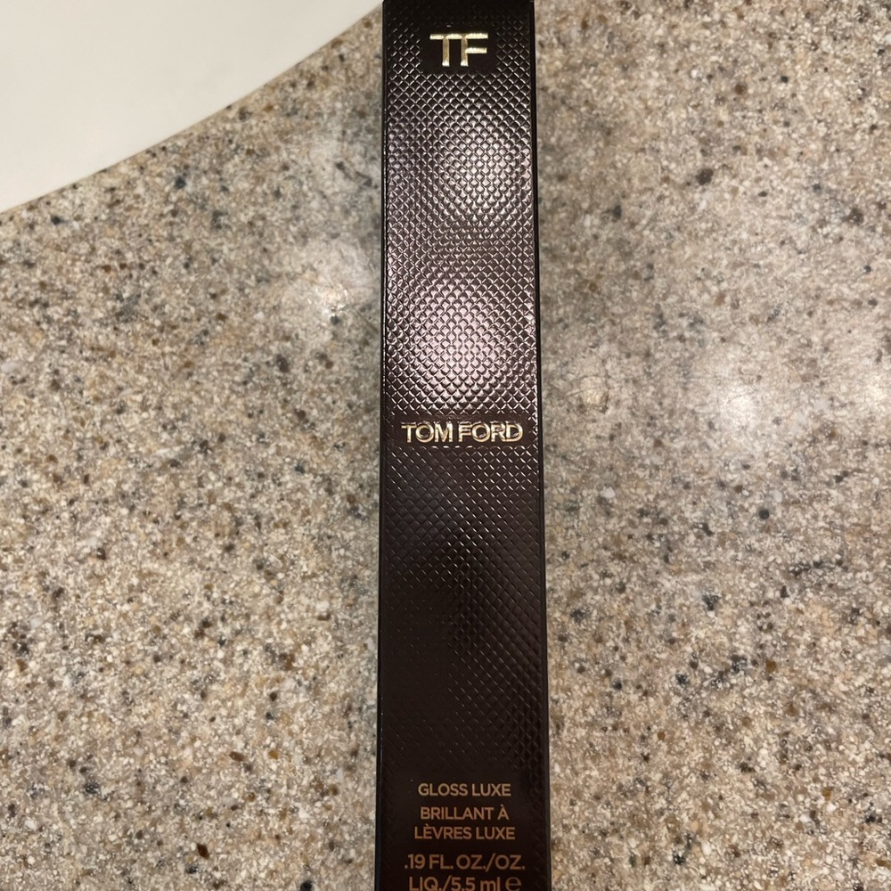 NIB Tom Ford Gloss Luxe in color “smoked glass”